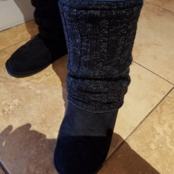 Boots - Picture 5 of 5